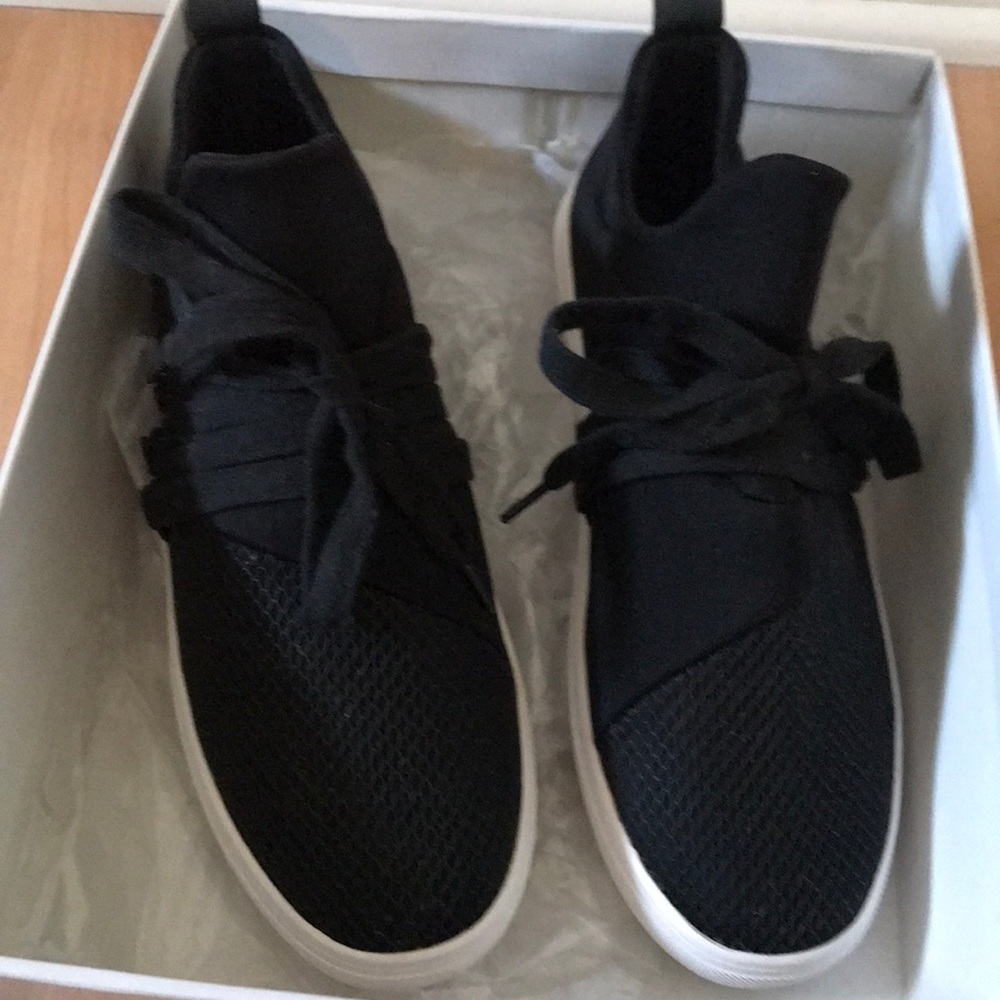 Steve Madden Lancer sneakers sz 7.5 black